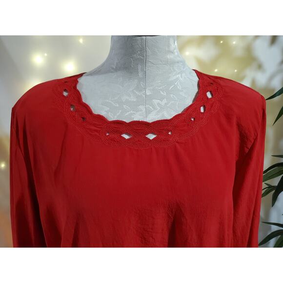 Tess Vintage 100% Silk Red Keyhole Blouse Womens Size 10 Top Holiday Event - Picture 2 of 11